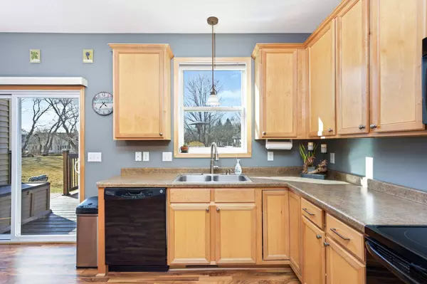 17170 Stonebriar CIR SW, Prior Lake, MN 55372