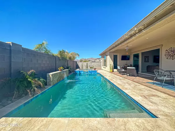 19007 W SOLANO Drive, Litchfield Park, AZ 85340