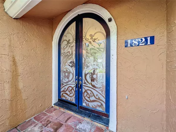 1821 LAKESHORE CIR, Longwood, FL 32750