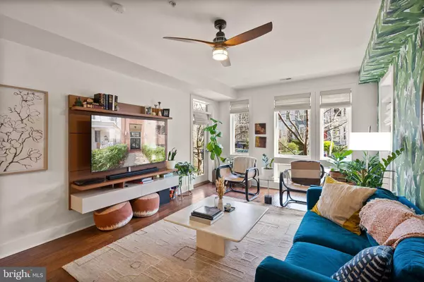 245 15TH ST SE #104, Washington, DC 20003