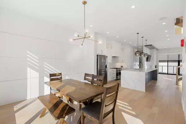 625 26 ST NW, Calgary, AB T2N 4X6