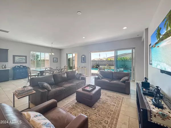 19007 W SOLANO Drive, Litchfield Park, AZ 85340