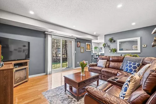 124 Tennis Plaza Rd #21, Dracut, MA 01826