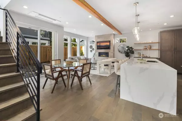 13016 132nd AVE NE, Kirkland, WA 98034