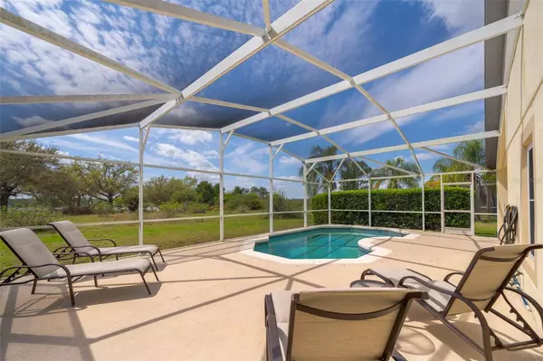 557 GLENEAGLES DR, Davenport, FL 33897