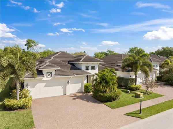 1425 Lilys Cay CIR, Vero Beach, FL 32967