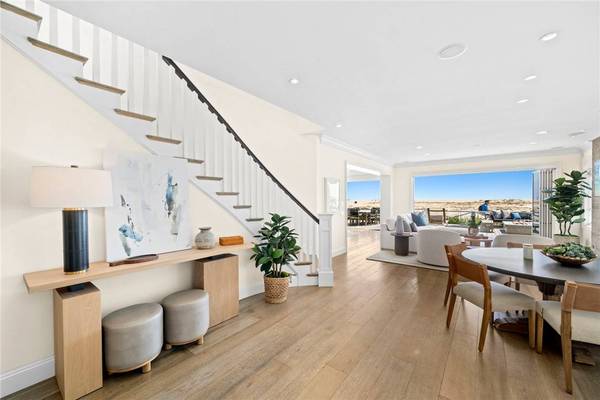 1217 E Balboa BLVD, Newport Beach, CA 92661