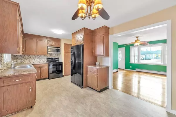 141 Western Circle, Westfield, MA 01085