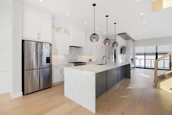 625 26 ST NW, Calgary, AB T2N 4X6