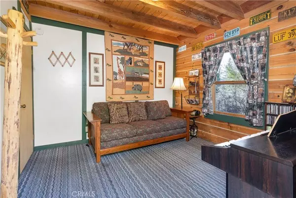 54705 Pine Crest AVE, Idyllwild, CA 92549