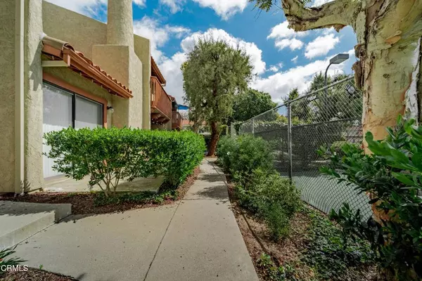 648 Rosewood AVE, Camarillo, CA 93010