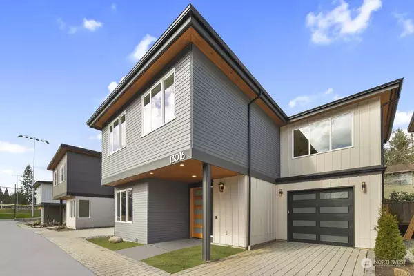 13016 132nd AVE NE, Kirkland, WA 98034