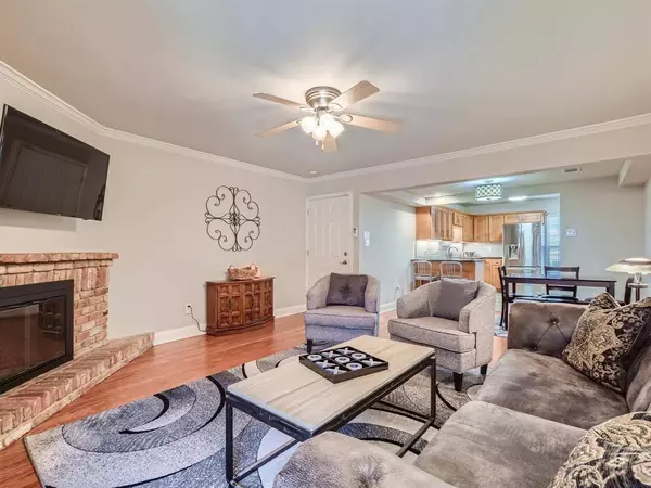 511 W Lookout Drive #107, Richardson, TX 75080