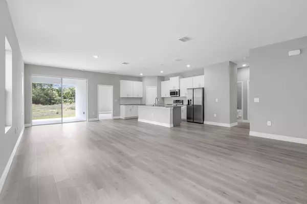 470 Harrison ST SW, Palm Bay, FL 32908