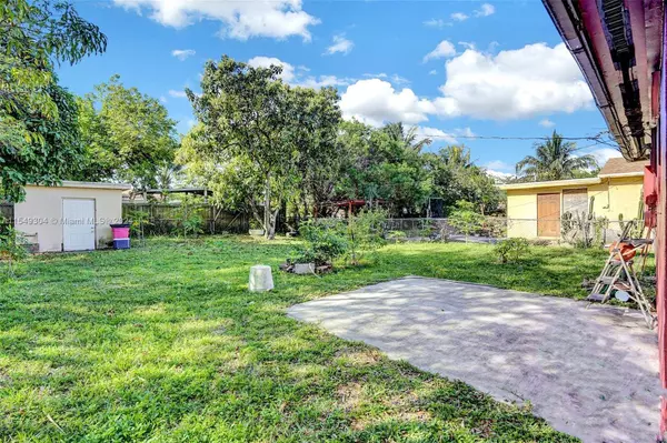 2730 Funston St, Hollywood, FL 33020