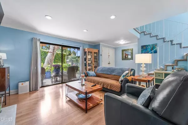 648 Rosewood AVE, Camarillo, CA 93010