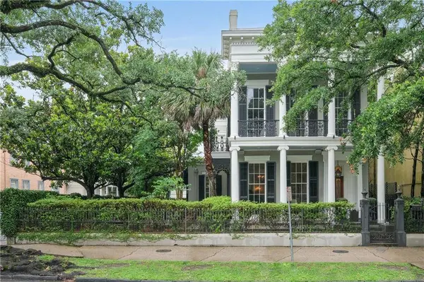 2265 ST CHARLES AVE, New Orleans, LA 70130