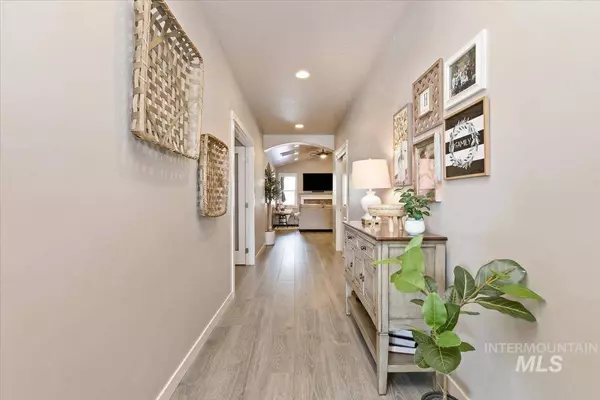 10496 W Daylily Ct., Star, ID 83669