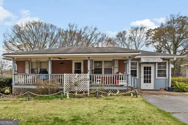 25 Sprayberry RD, Newnan, GA 30263