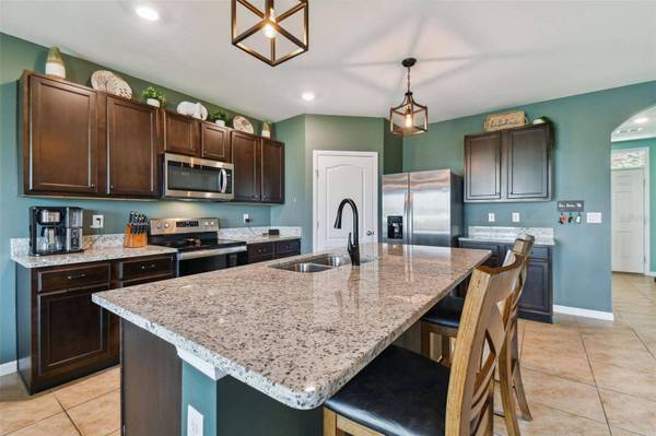 2770 GRANDBURY GROVE RD, Lakeland, FL 33811