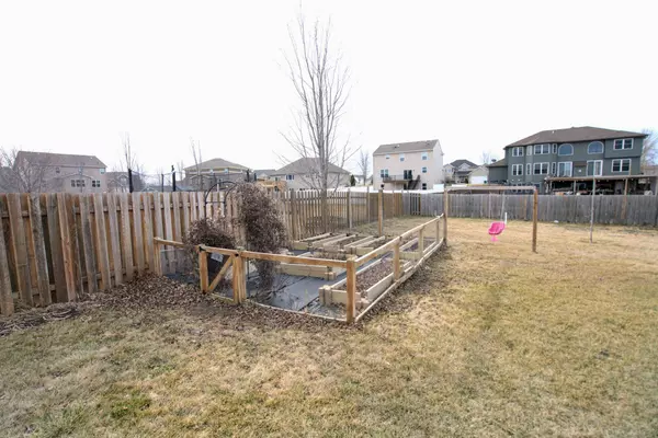 19299 140th AVE N, Rogers, MN 55374