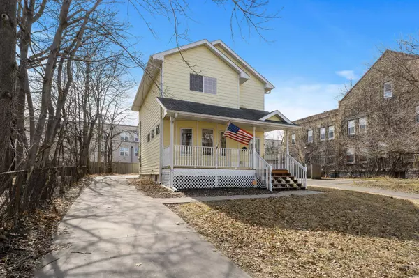 748 Dayton AVE, Saint Paul, MN 55104