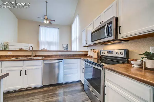 6147 Dancing Moon WAY, Colorado Springs, CO 80911