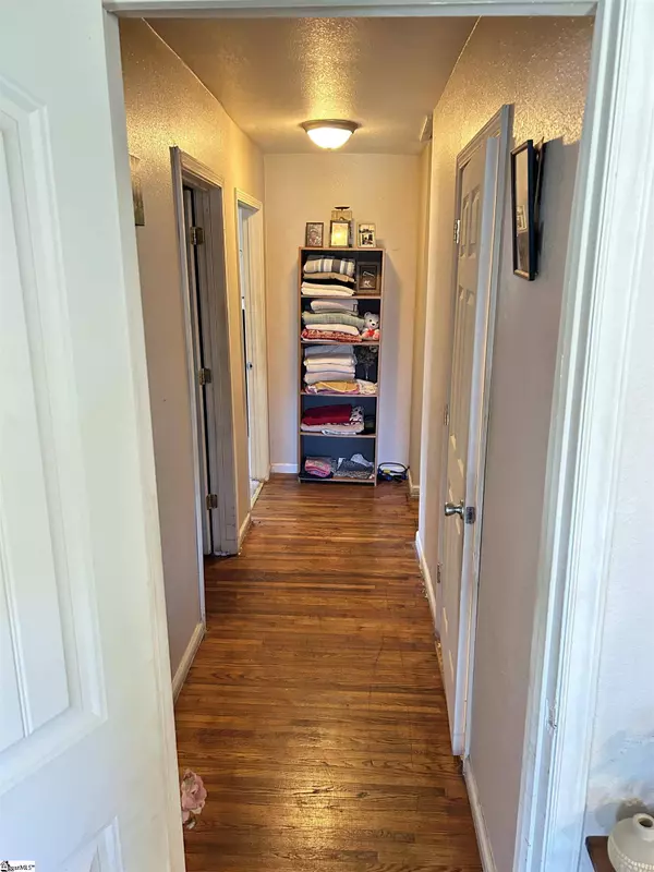 9 Shaw Drive, Williamston, SC 29697