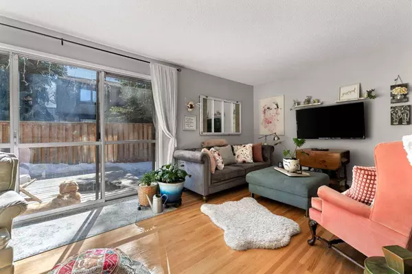 9803 24 ST SW #1103, Calgary, AB T2V 1S5