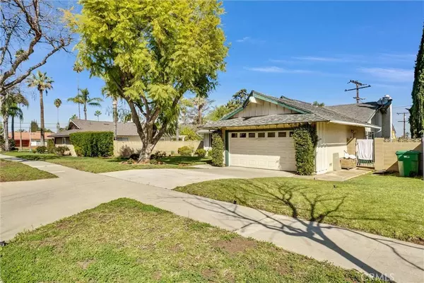 155 E Mission RD, Corona, CA 92879