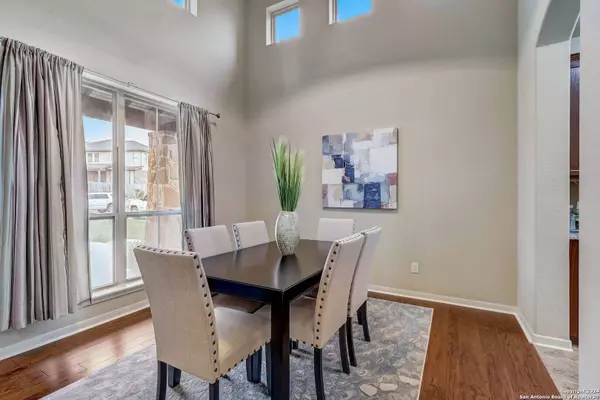 903 OAKWOOD WAY, San Antonio, TX 78245