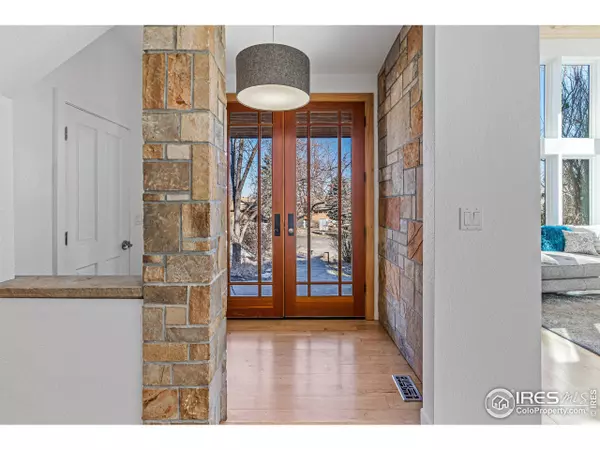 3795 Lakebriar Dr, Boulder, CO 80304