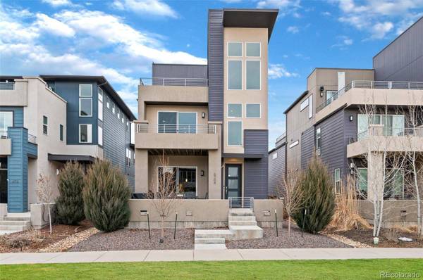6704 Warren DR, Denver, CO 80221