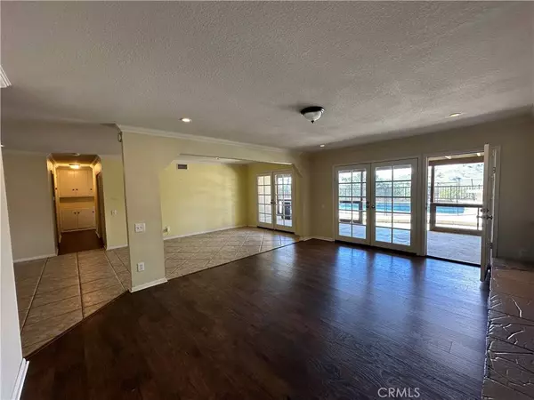 5837 Belbert CIR, Calabasas, CA 91302