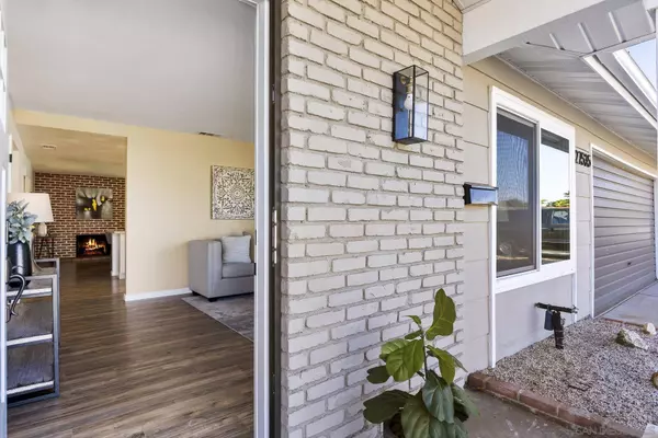 27535 Camden Way, Sun City, CA 92586