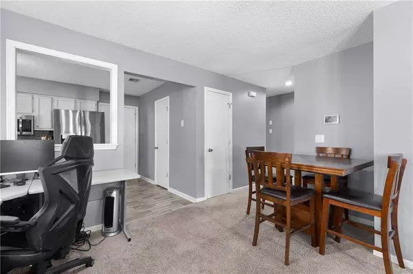 1514 E 123rd ST, Olathe, KS 66061