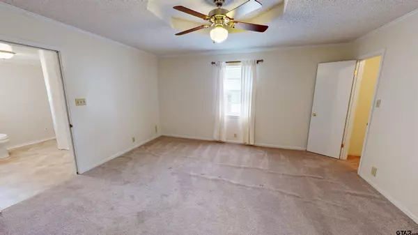 15310 Scenic View Dr, Bullard, TX 75757