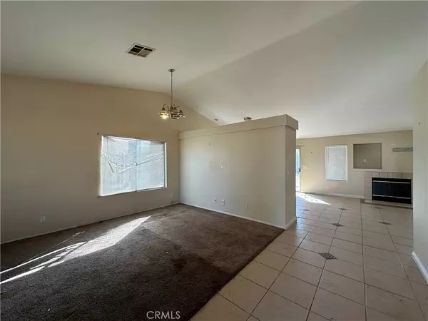 37729 67th ST E, Palmdale, CA 93552