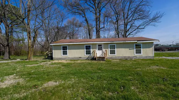 101 Oak St, Portland, TN 37148