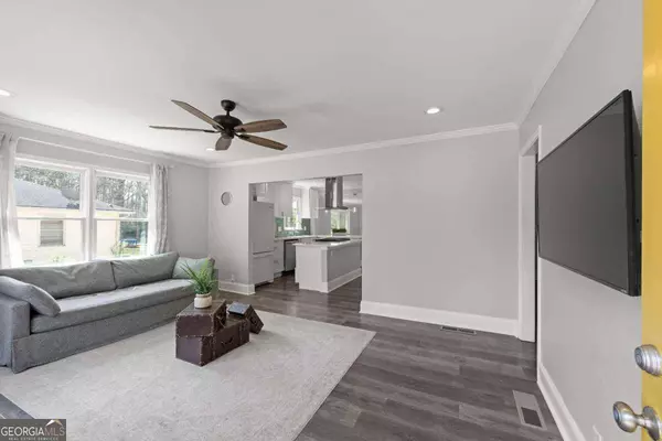 1349 Midview DR, Decatur, GA 30032