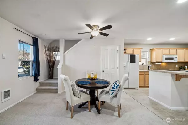 6620 Oklahoma ST SE, Lacey, WA 98513