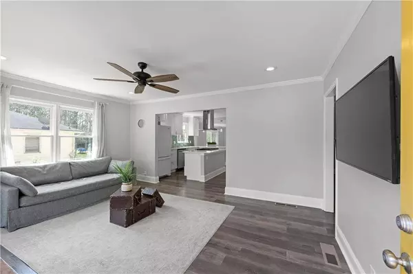 1349 Midview DR, Decatur, GA 30032