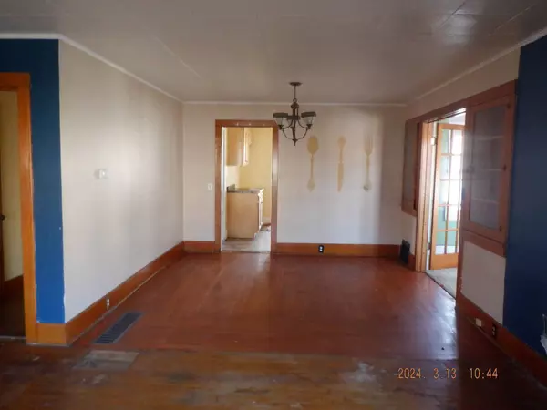 323 W Orleans Street, Otsego, MI 49078