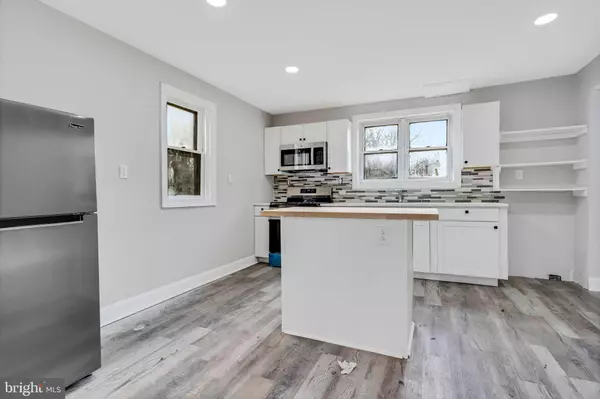 1264 HURFFVILLE RD, Woodbury, NJ 08096