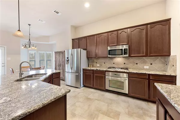 358 Falstaff Drive, Roanoke, TX 76262