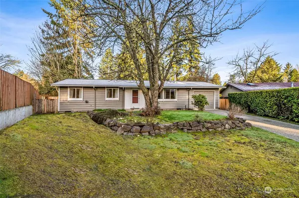 1104 Eleanor CT, Steilacoom, WA 98388