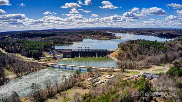 7227 NC 16 HWY, Taylorsville, NC 28681