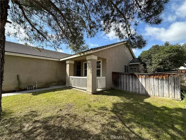 2272 Versailles ST, San Jacinto, CA 92583