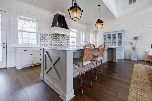 1661 OLD JONES RD, Alpharetta, GA 30004