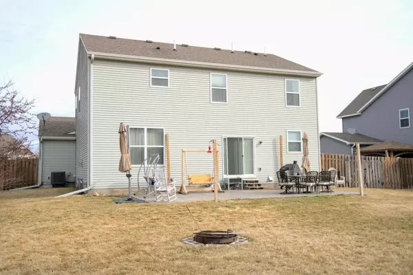 19299 140th AVE N, Rogers, MN 55374